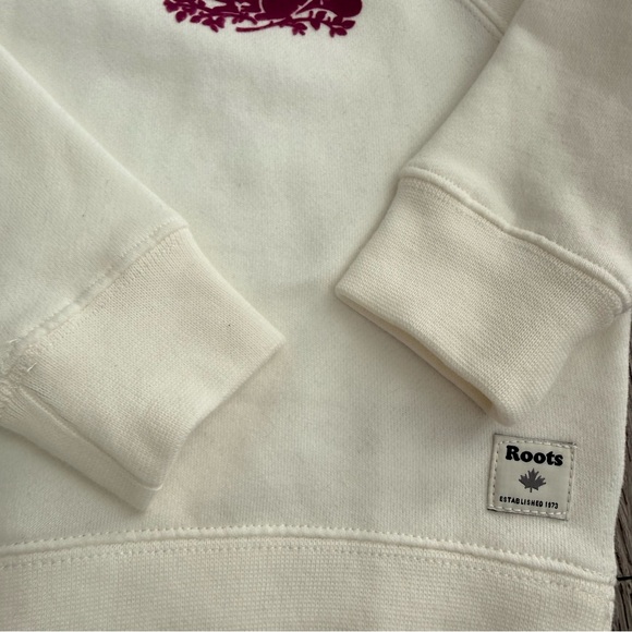 Roots Baby Original Crewneck Sweatshirt in white size 2t - Picture 5 of 8
